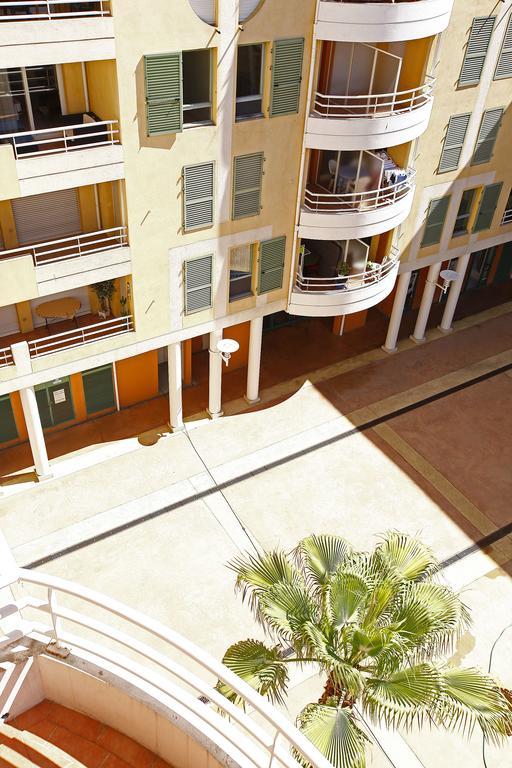 Appartement 3 Personnes Avec Coin Nuit Avec Terrasse Et Parking Quartier Du Port De Nice Nizza Szoba fotó