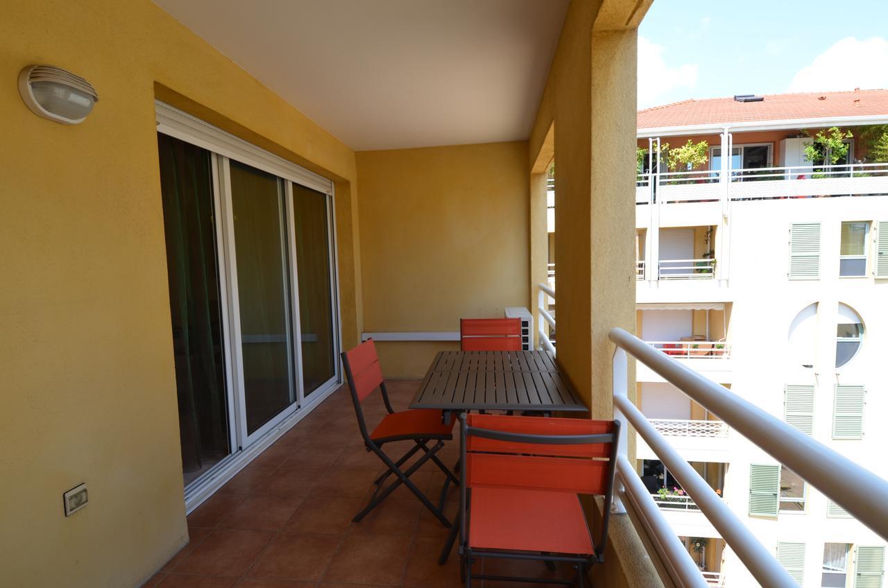 Appartement 3 Personnes Avec Coin Nuit Avec Terrasse Et Parking Quartier Du Port De Nice Nizza Kültér fotó