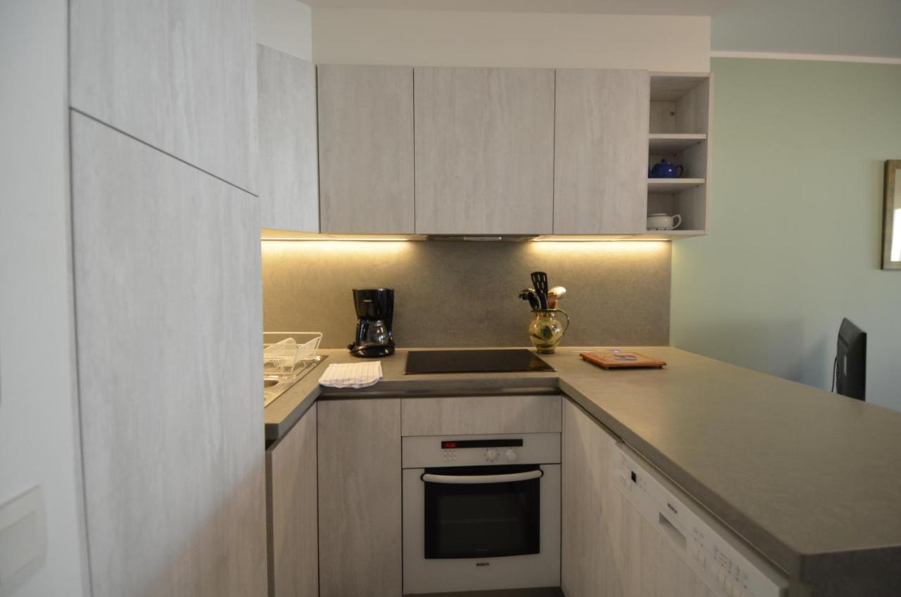 Appartement 3 Personnes Avec Coin Nuit Avec Terrasse Et Parking Quartier Du Port De Nice Nizza Kültér fotó