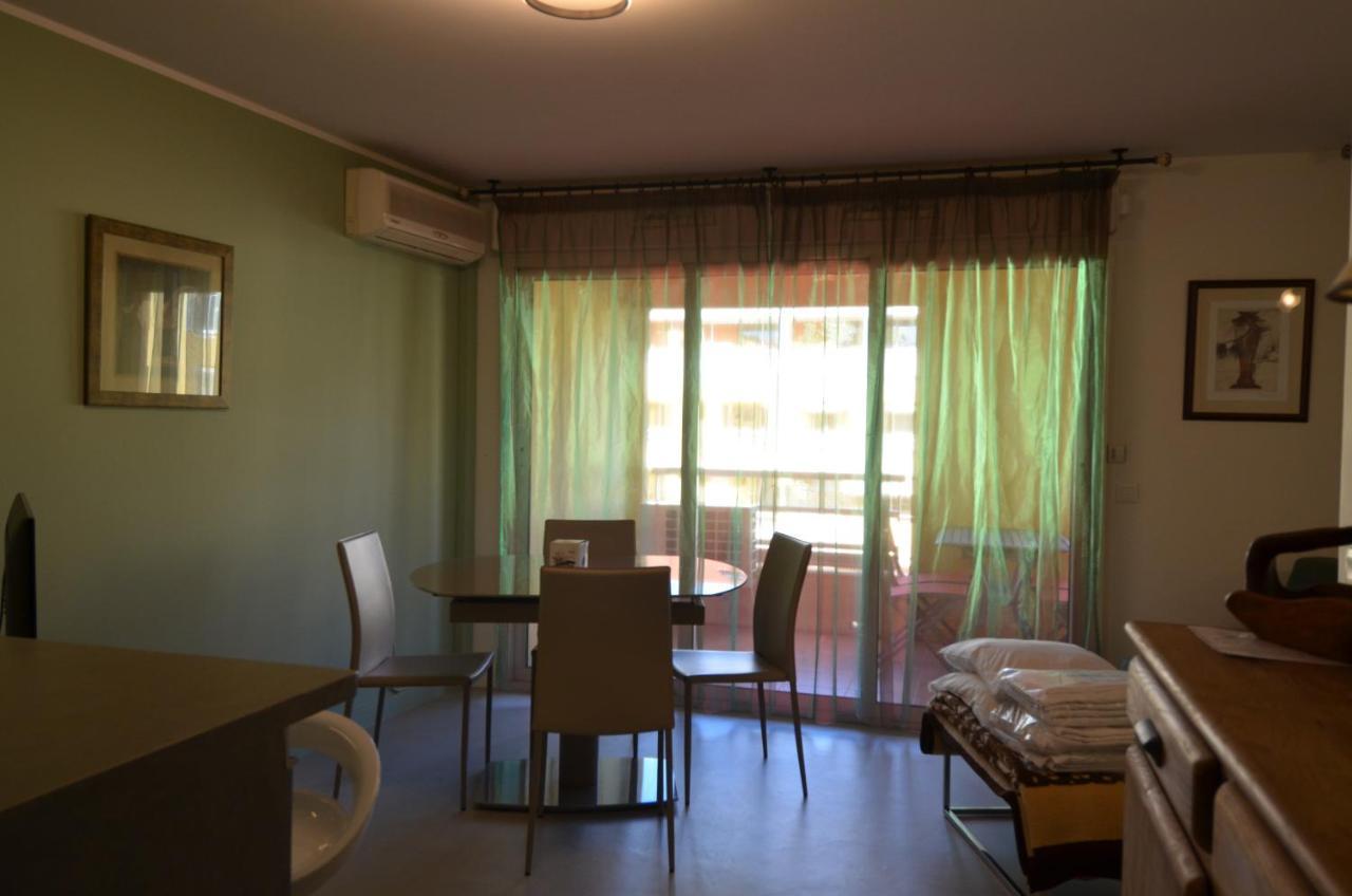 Appartement 3 Personnes Avec Coin Nuit Avec Terrasse Et Parking Quartier Du Port De Nice Nizza Kültér fotó